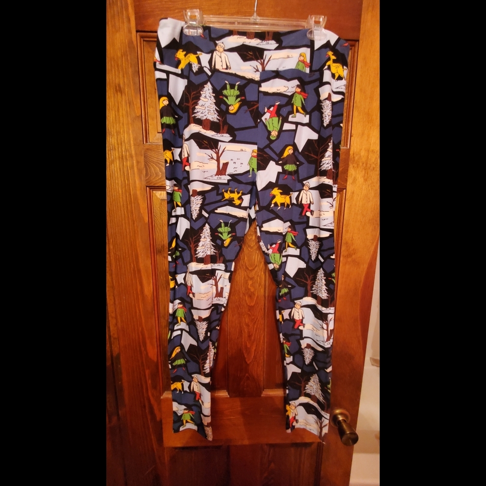 LuLaRoe Fleece Winter Fun Print Leggings